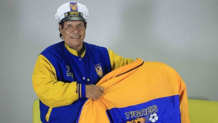 Ángel Soriano, aficioando de Tigres