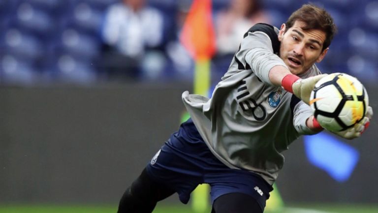 Iker Casillas: Afición del Porto lanzó iniciativa para que el portero sea campeón