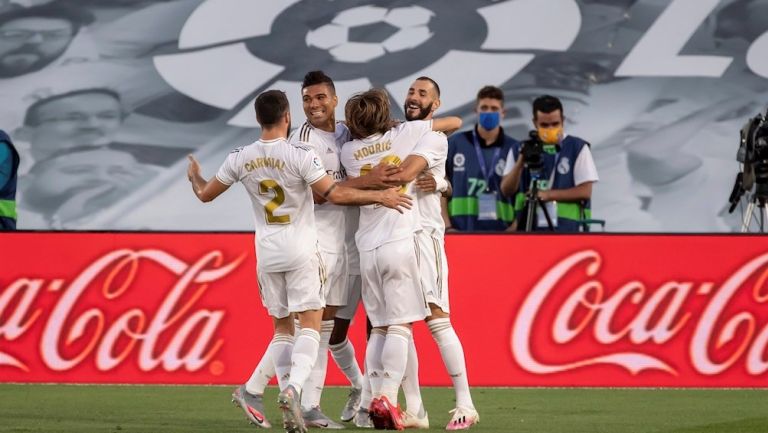 Jugadores del Real Madrid celebran un gol ante Villarreal