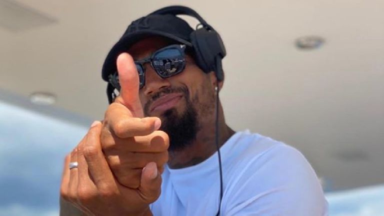 Kevin-Prince Boateng disfruta de sus vacaciones