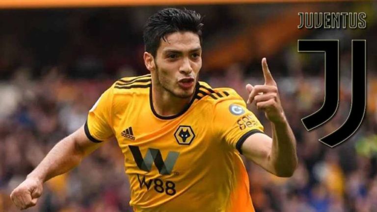 Raúl Jiménez durante un partido con Wolves