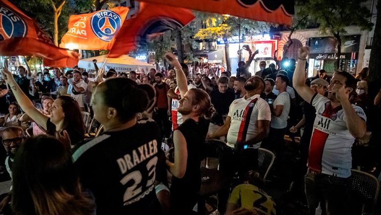 PSG: Fans celebraron en calles de París pase a la Final de Champions pese al Covid-19