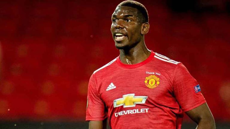 Paul Pogba se lamenta tras una acción