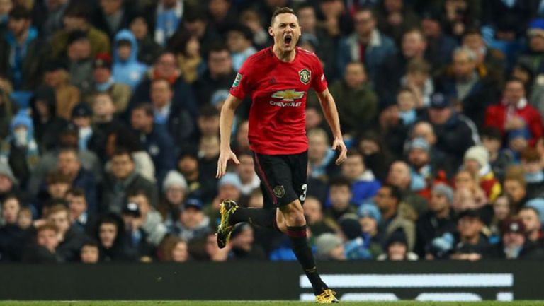 Nemanja Matic durante un duelo con el Manchester United 