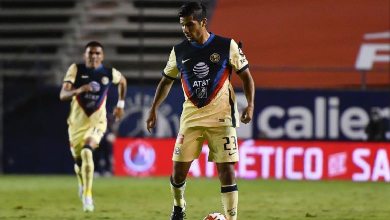 Antonio López en acción con América