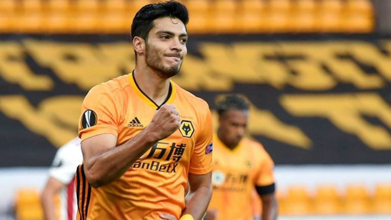 Raúl Jiménez: Wolverhampton presentó su tercer uniforme