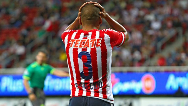 Carlos Salcido en lamento con Chivas