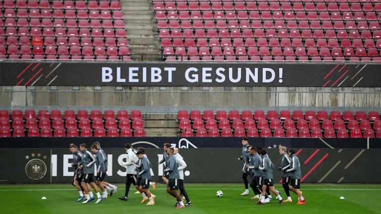 Jugadores alemanes durante un entrenamiento