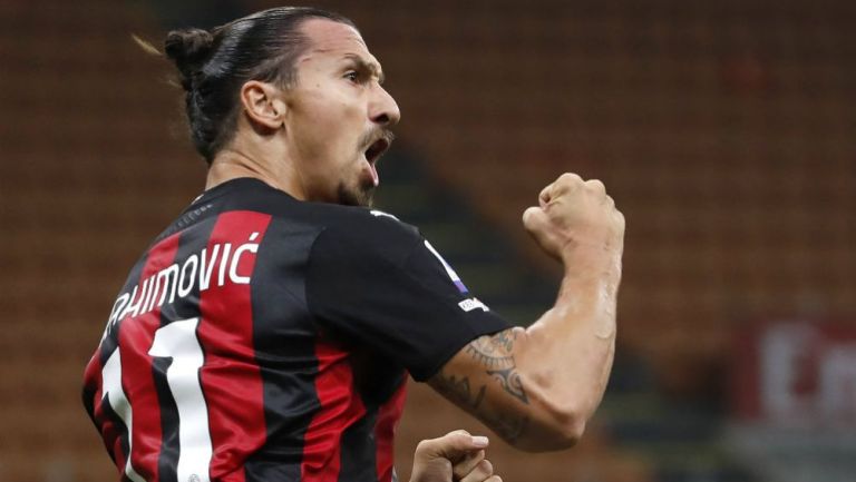 Zlatan Ibrahimovic en celebración con el Milan