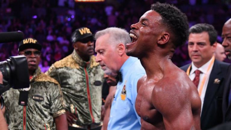 Errol Spence en pelea de box