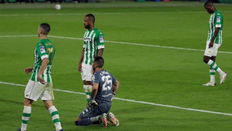 Guardado y Lainez: Betis se 'quejó' del VAR tras polémica en el Clásico de España