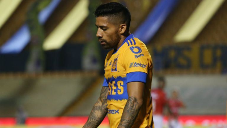 Tigres: Javier Aquino sufrió un desgarro en el muslo de la pierna izquierda