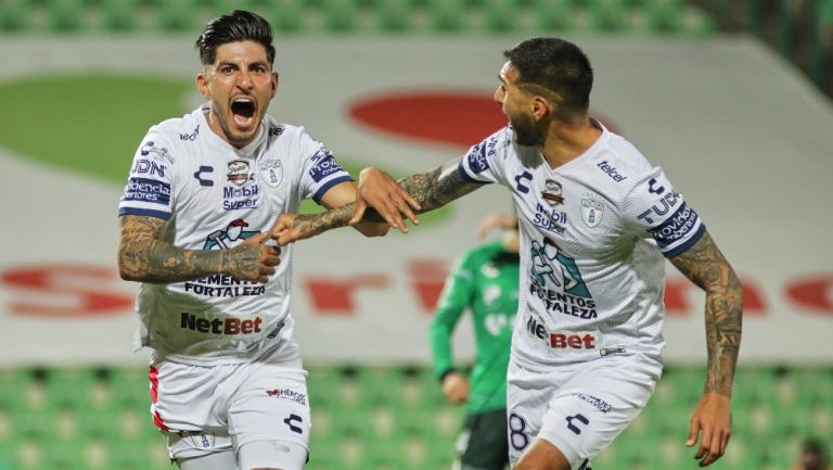 Pachuca goleó 0-3 a Santos y estará en la Liguilla