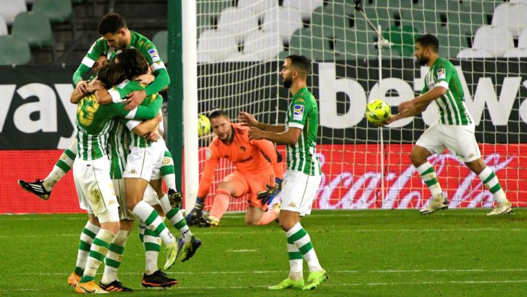 Lainez y Guardado: Betis venció, con asistencia de Diego, por la mínima diferencia al Cádiz