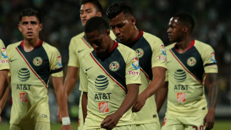 América: Roger Martínez y Andrés Ibargüen reportaron en el club con su futuro en el aire