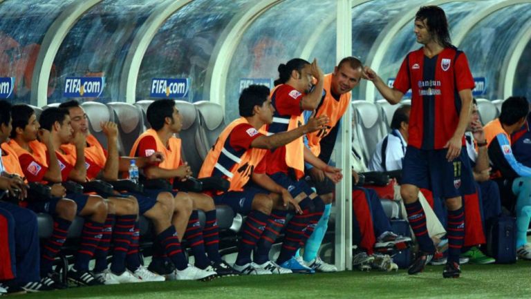 Santiago Solari dirige como jugador del Atlante