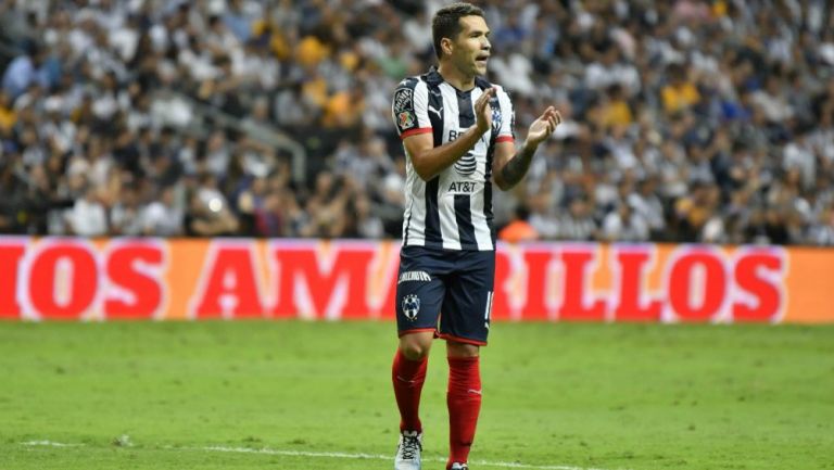 Celso Ortiz en acción con Rayados