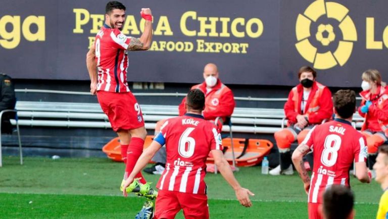 Luis Suárez en festejo con Atlético de Madrid