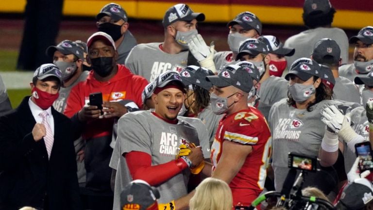 Jugadores de los Chiefs tras ganar la Final de la Conferencia Americana