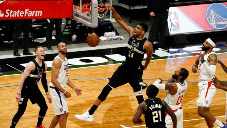 Antetokounmpo en remontada vs Clippers