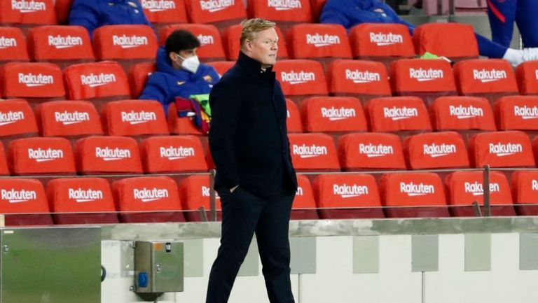 Ronald Koeman en un partido del Barcelona