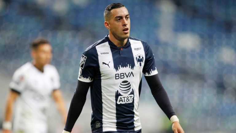 Rogelio Funes Mori en partido con Rayados