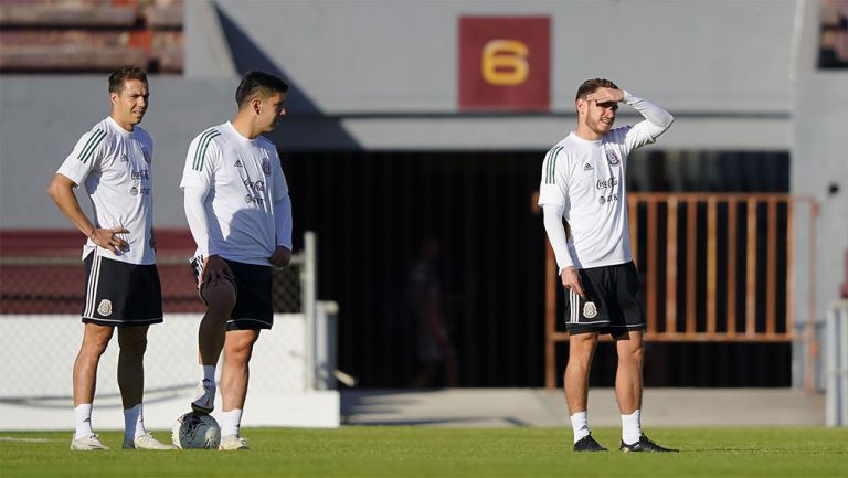 Jugadores de Selección Mexicana durante un entrenamiento