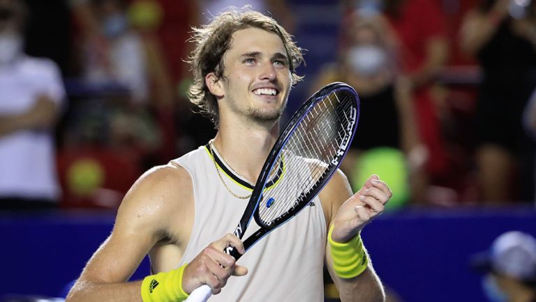 Alexander Zverev festeja su pase a la Final del AMT