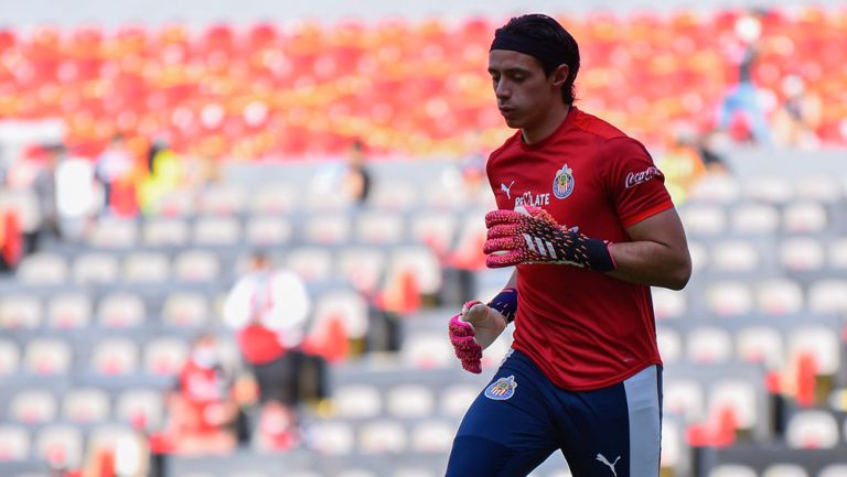 Toño Rodríguez, en calentamiento previo a Clásico Tapatío