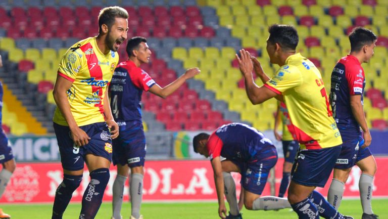 Jugadores del Atlético Morelia festejan un gol