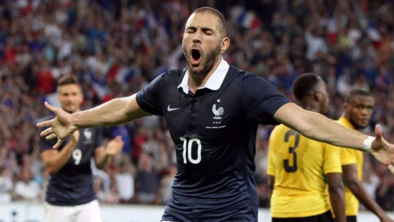 Karim Benzema en celebración de gol