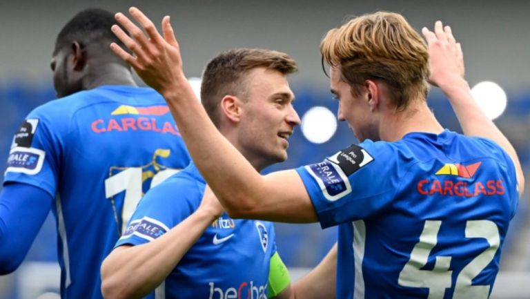 Jugadores del Genk celebrando un gol