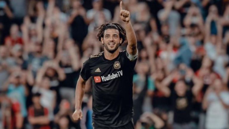 Carlos Vela durante un partido con LAFC