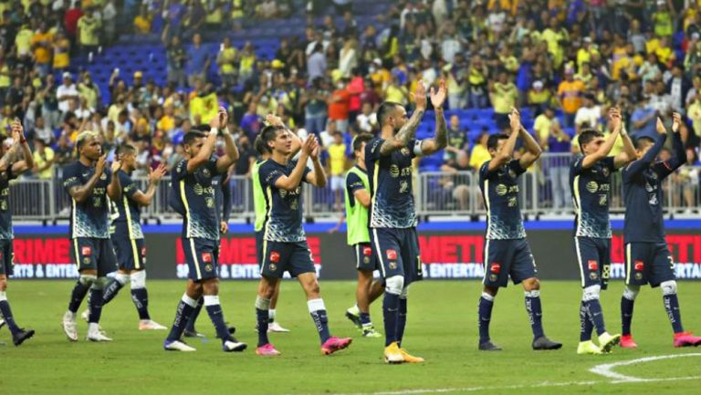 Jugadores del América después de victoria ante Tigres