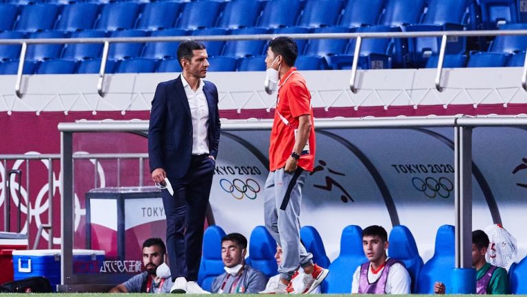 Jaime Lozano durante un partido con el Tri Olímpico