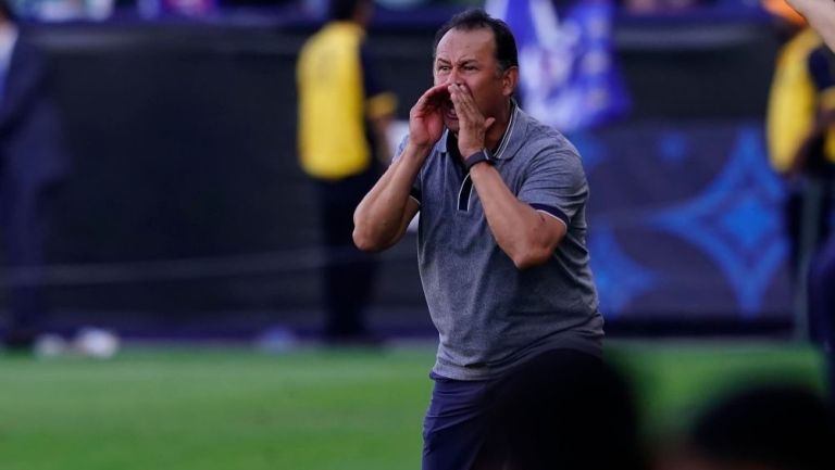 Juan Reynoso, técnico de Cruz Azul