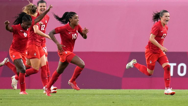 Canadá, en festejo de gol