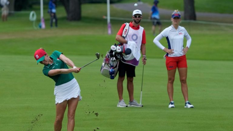 Gaby López en la primera ronda de golf en Tokio 2020