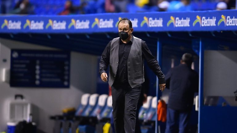 Juan Reynoso en empate con Puebla