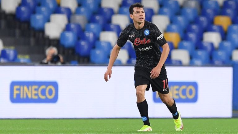 Hirving Lozano en acción con el Napoli vs Torino