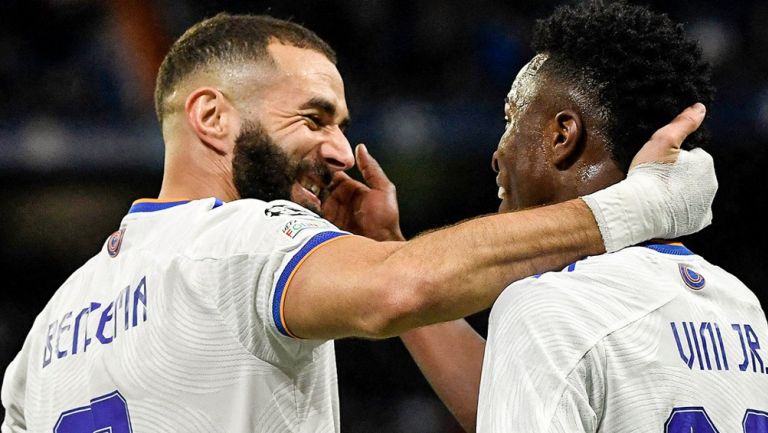 Karim Benzema y Vinicius Jr reaccionan al finalizar partido en Champions