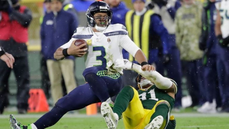 Russell Wilson en acción con Seattle Seahawks