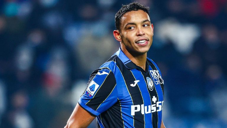 Luis Fernando Muriel jugando con Atalanta en la Serie A