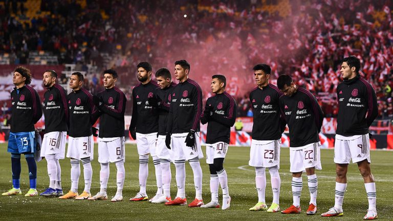 Jugadores del Tri previo a un partido 