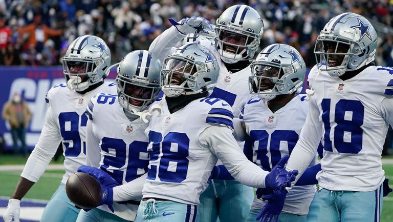 Jugadores de los Dallas Cowboys tras una anotación 