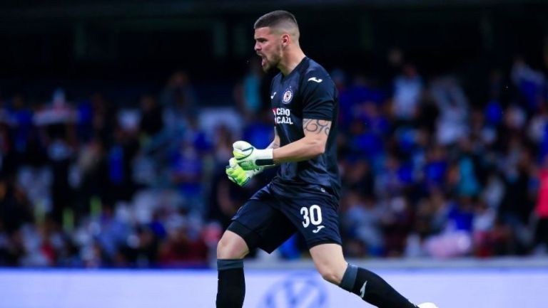 Andrés Gudiño jugando con Cruz Azul