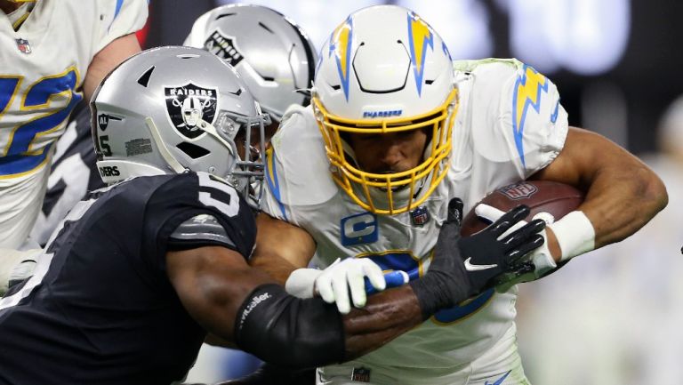 Raiders se llevó dramático partido en tiempos extras