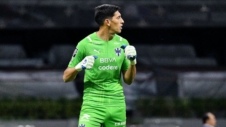 Esteban Andrada durante un partido con Rayados