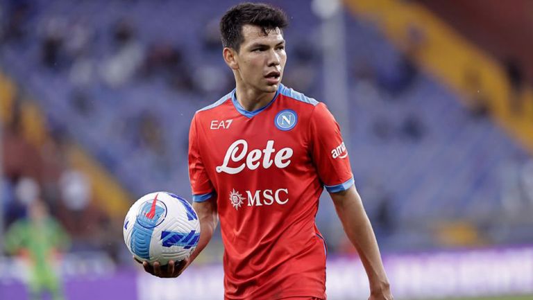 Chucky Lozano, durante un juego del Napoli