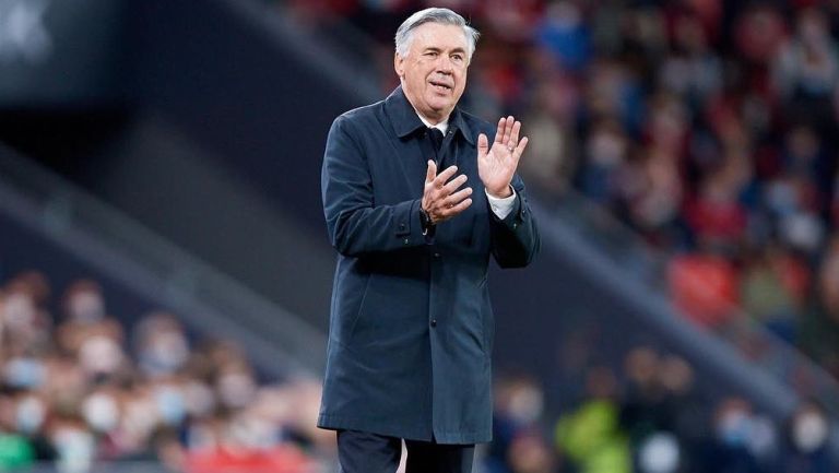 Carlo Ancelotti dirigiendo al Real Madrid en LaLiga